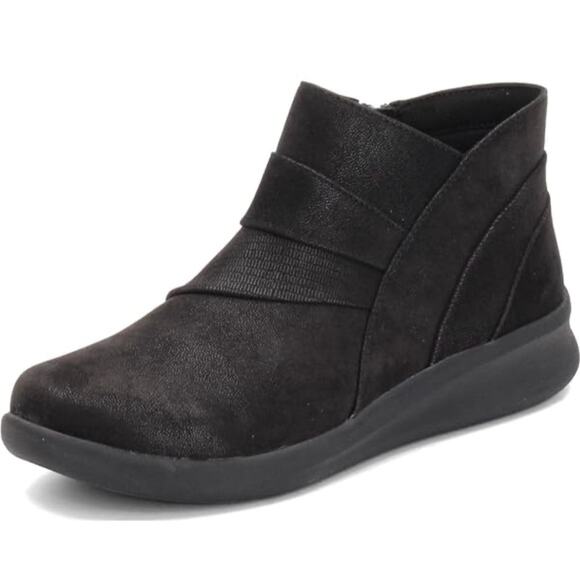 Clarks Cloudsteppers Sillian 2.0 Comfort Bootie In Rise Black Synthetic Size 7.5 - Picture 1 of 12